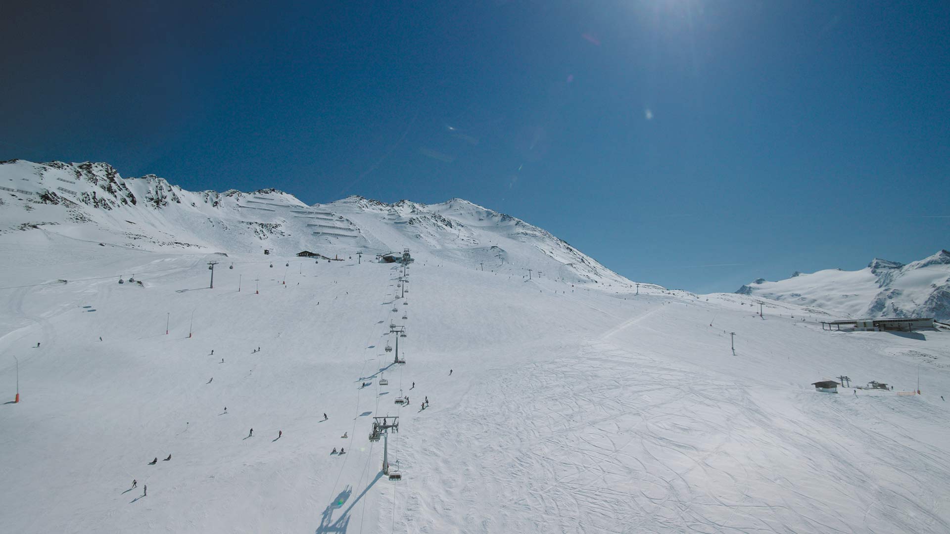 Skiopening Mitte November - Skifinish Anfang Mai / Ende April